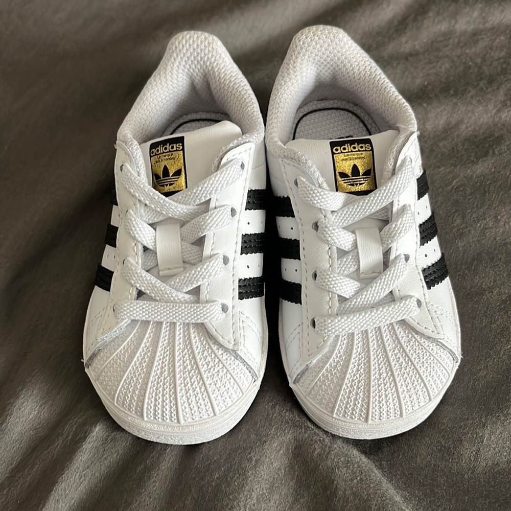 Kids adidas superstar shoes